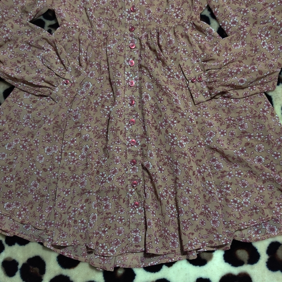 SOLD.......💚 Cottage Core Button Up Dress - Picture 4 of 15